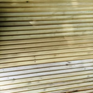 Revestimento Painel Ripado  1,5 x 1,0 -  Pinheiro de Araucária Demolição ( Valor m²)