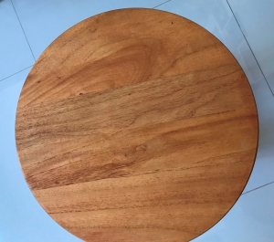 Banqueta Média alt.60 cm em Madeira Maciça
